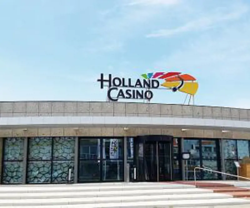 640px-Holland_Casino_Zandvoort_-_panoramio_0
