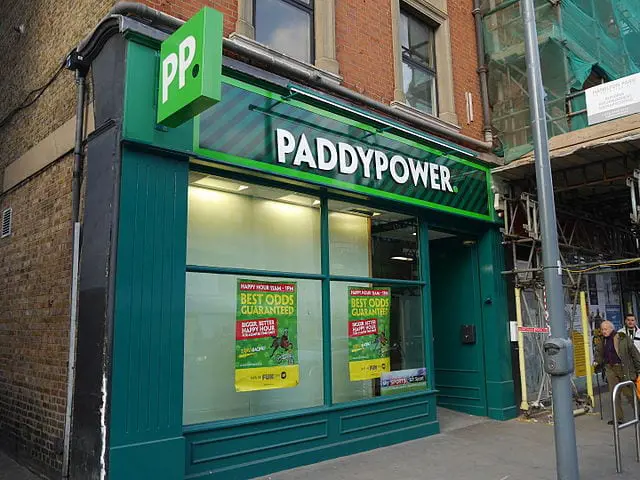 Paddy_Power_King_Street_Hammersmith_02_0