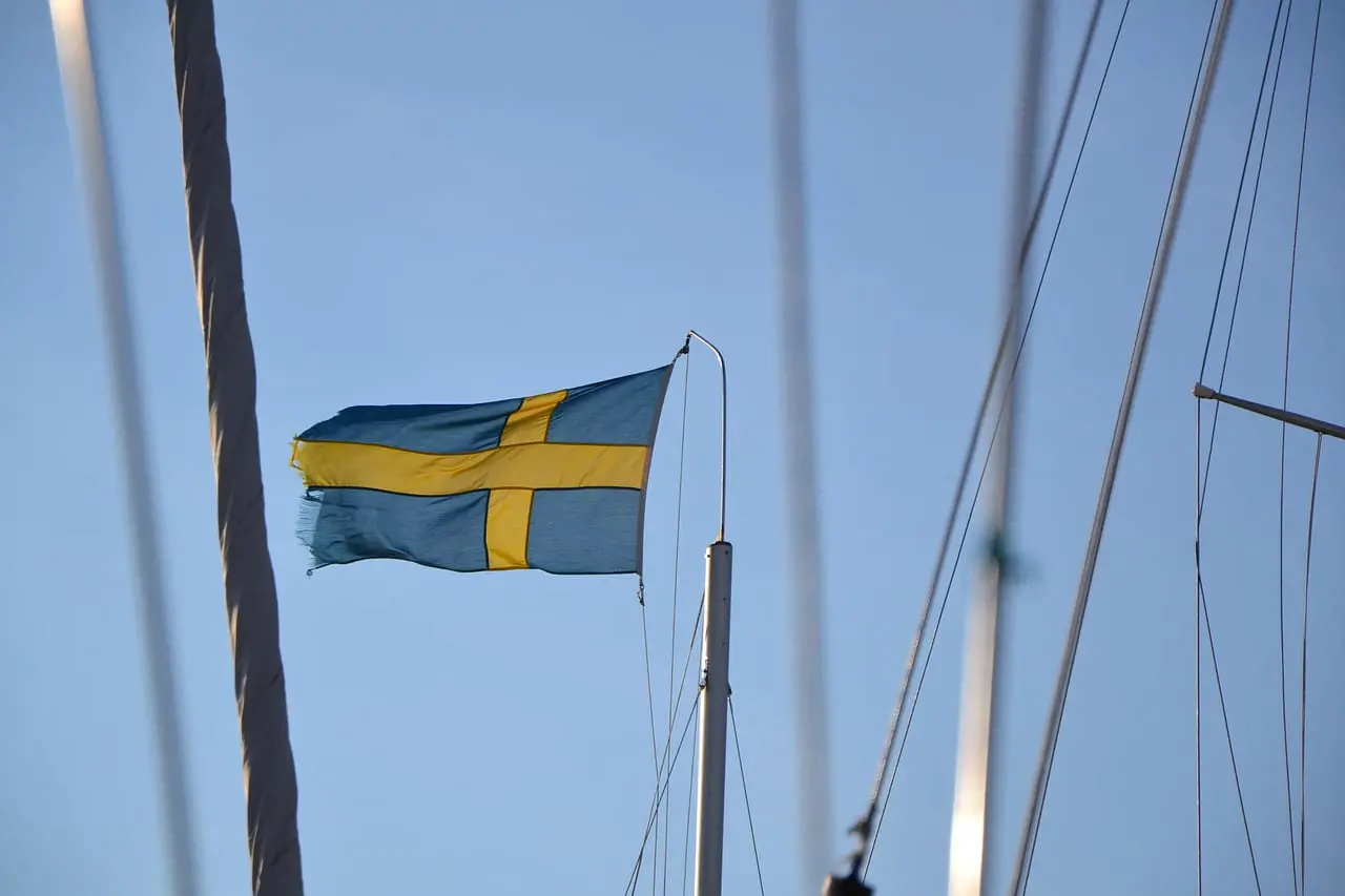 swedish-flag-1127475_1280_2