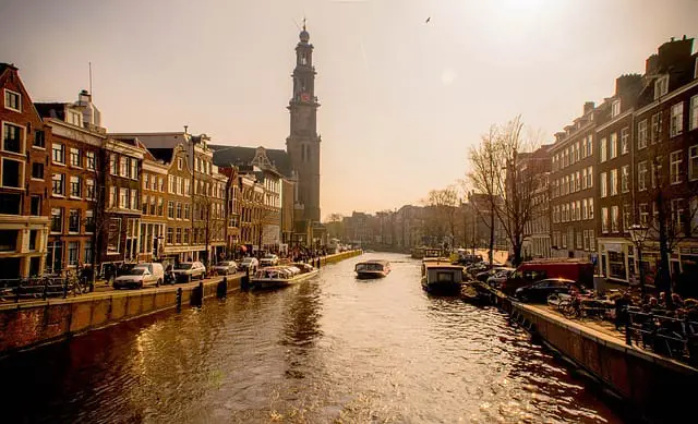 amsterdam-3662592_640