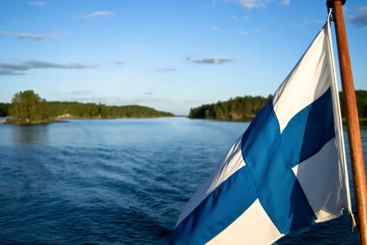Finland-Flag_6