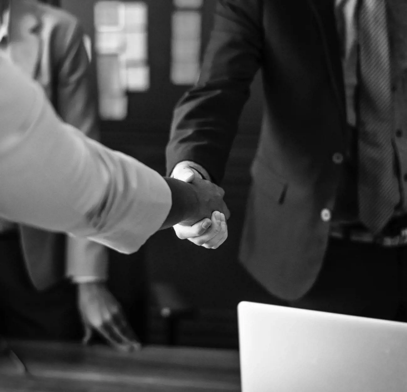 agreement-black-and-white-businesspeople-businesswoman-close-up-coffee-1553269-pxhere.com_-scaled