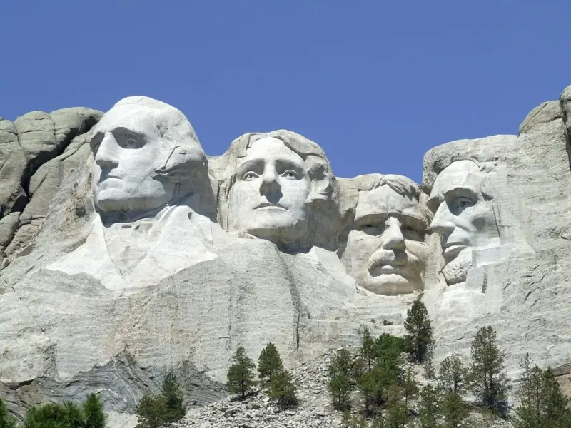 Mount-Rushmore-2-scaled