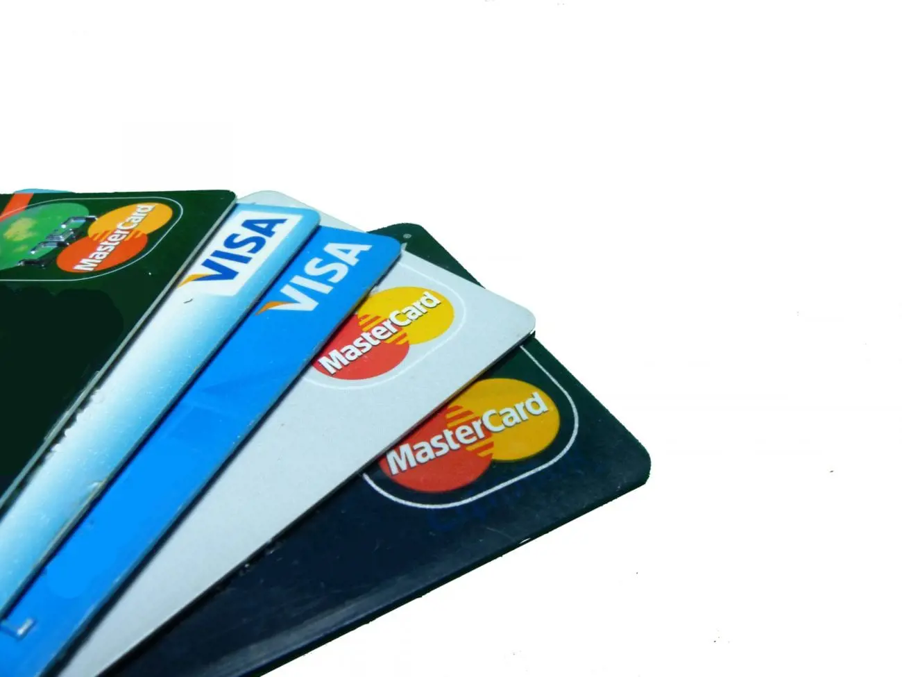 credit-cards-1449603938jcH-scaled