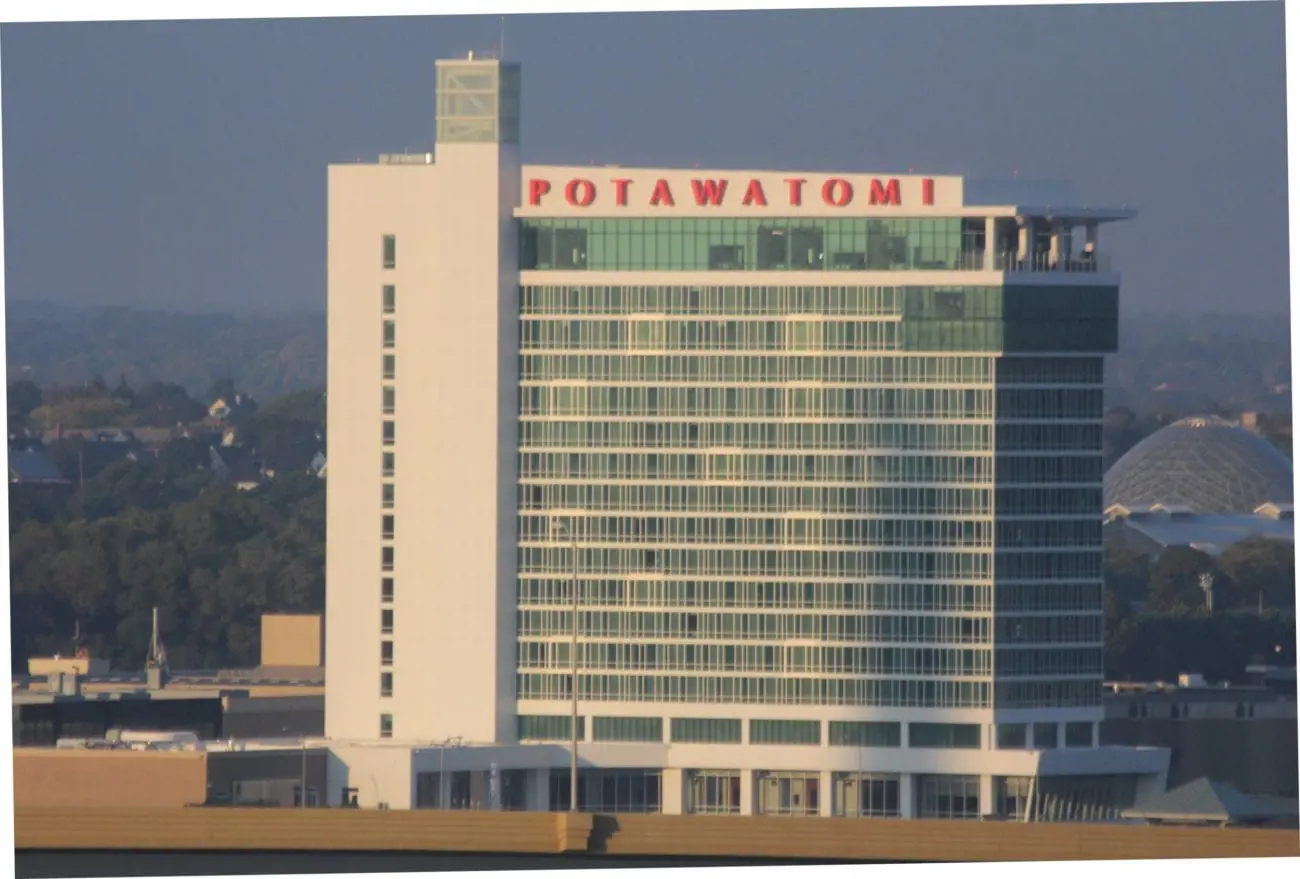 Potawatomi_Hotel_Milwaukee_September_2015-scaled