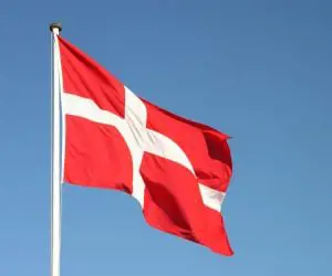 sky-red-flag-denmark-red-flag-danish-900352-pxhere.com7_0