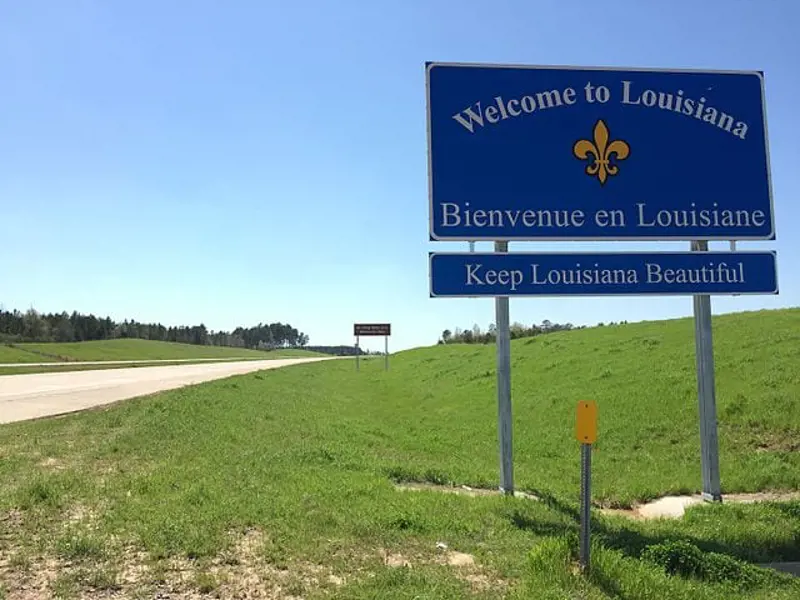 2016-03-22_13_02_52_Welcome_to_Louisiana_sign_along_southbound_Interstate_49_entering_Caddo_Parish_Louisiana_from_Miller_County_Arkansas